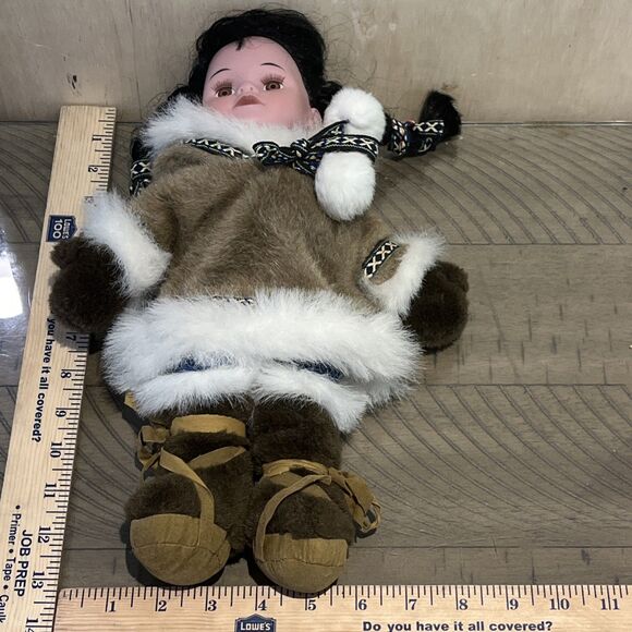 Alaskan Friends Genuine Native Eskimo Doll Girl Fur Parka Artic Circle Toy - Picture 6 of 6